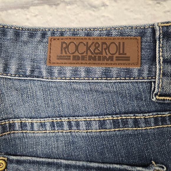 Rock&Roll Cowgirl Women's Jeans Studded Boyfriend size 28 Cutoff 29.25 Inseam - Picture 16 of 16